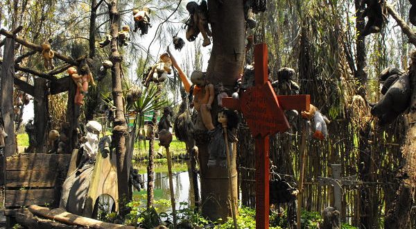 Hasil gambar untuk Isla de las Munecas