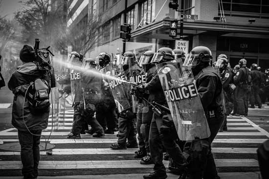 policia-en-las-calles