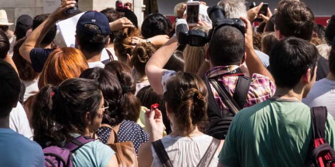 Turistas extranjeros