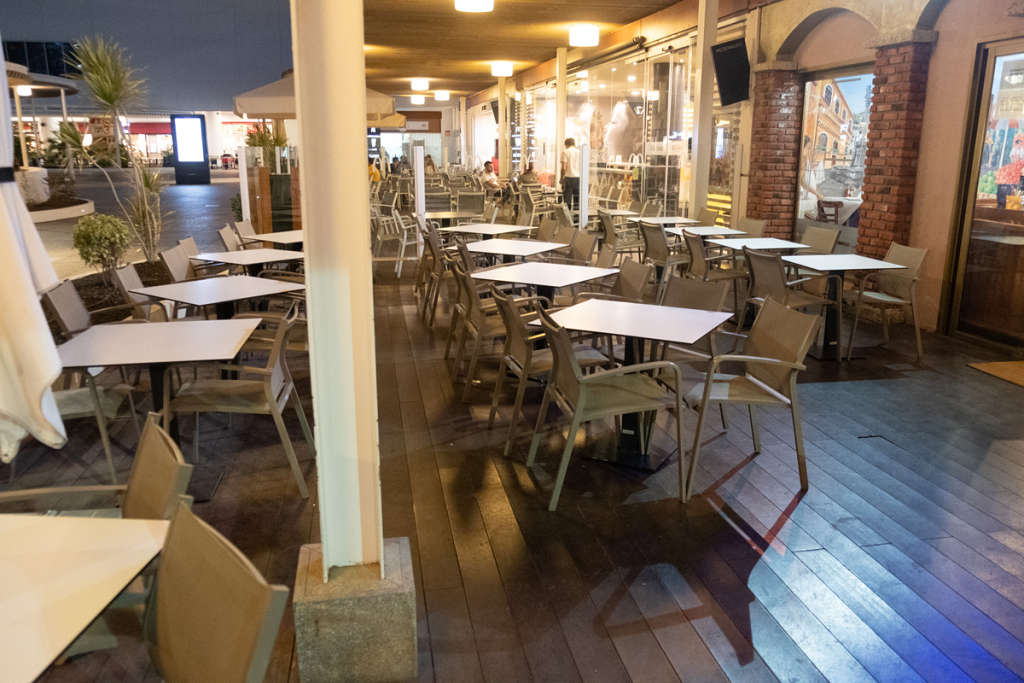 Restaurantes vacios en España