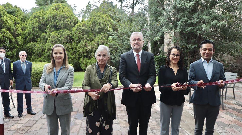 Mariela Moran inaugurando el primer hotel-escuela de Querétaro