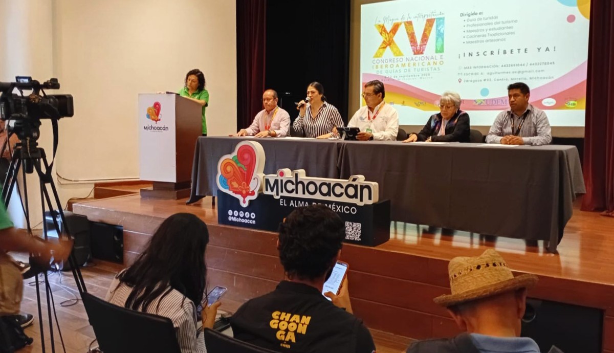 Presentación del Congreso Nacional e Iberoamericano de Guías de Turistas en Michoacán