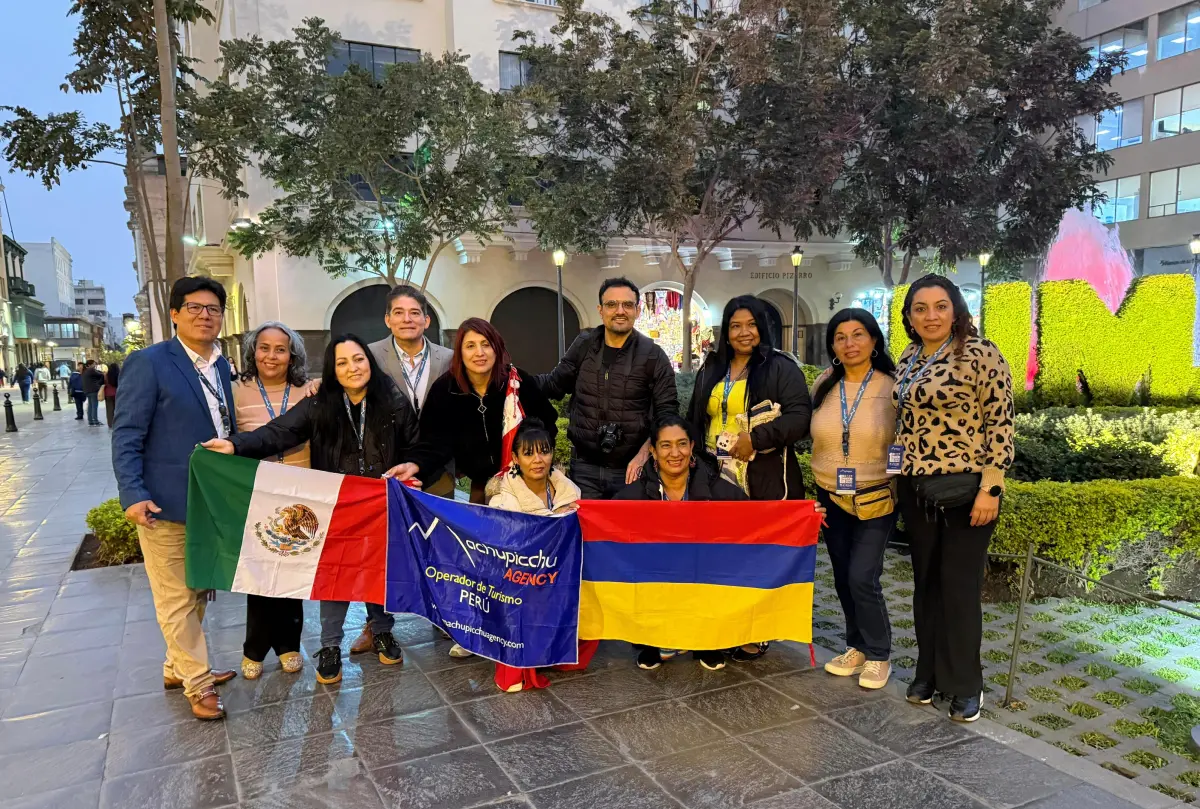 Grupo de Agentes de Viajes en Lima, Perú