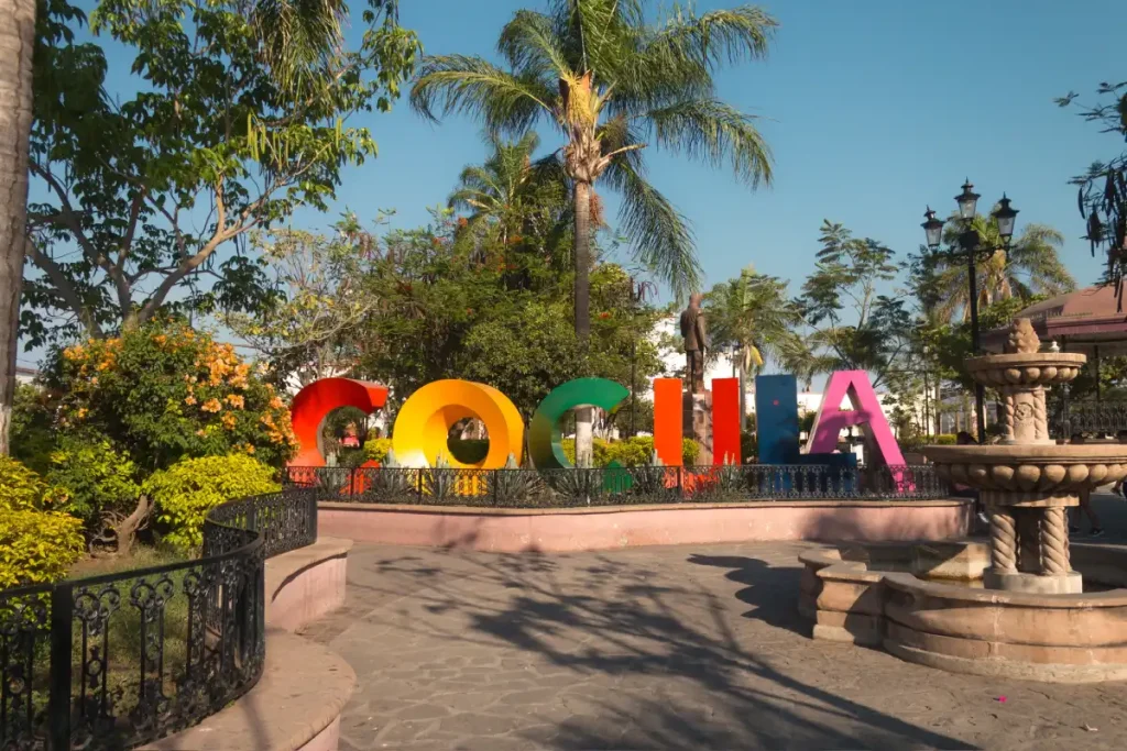 Letras monumentales en Cocula