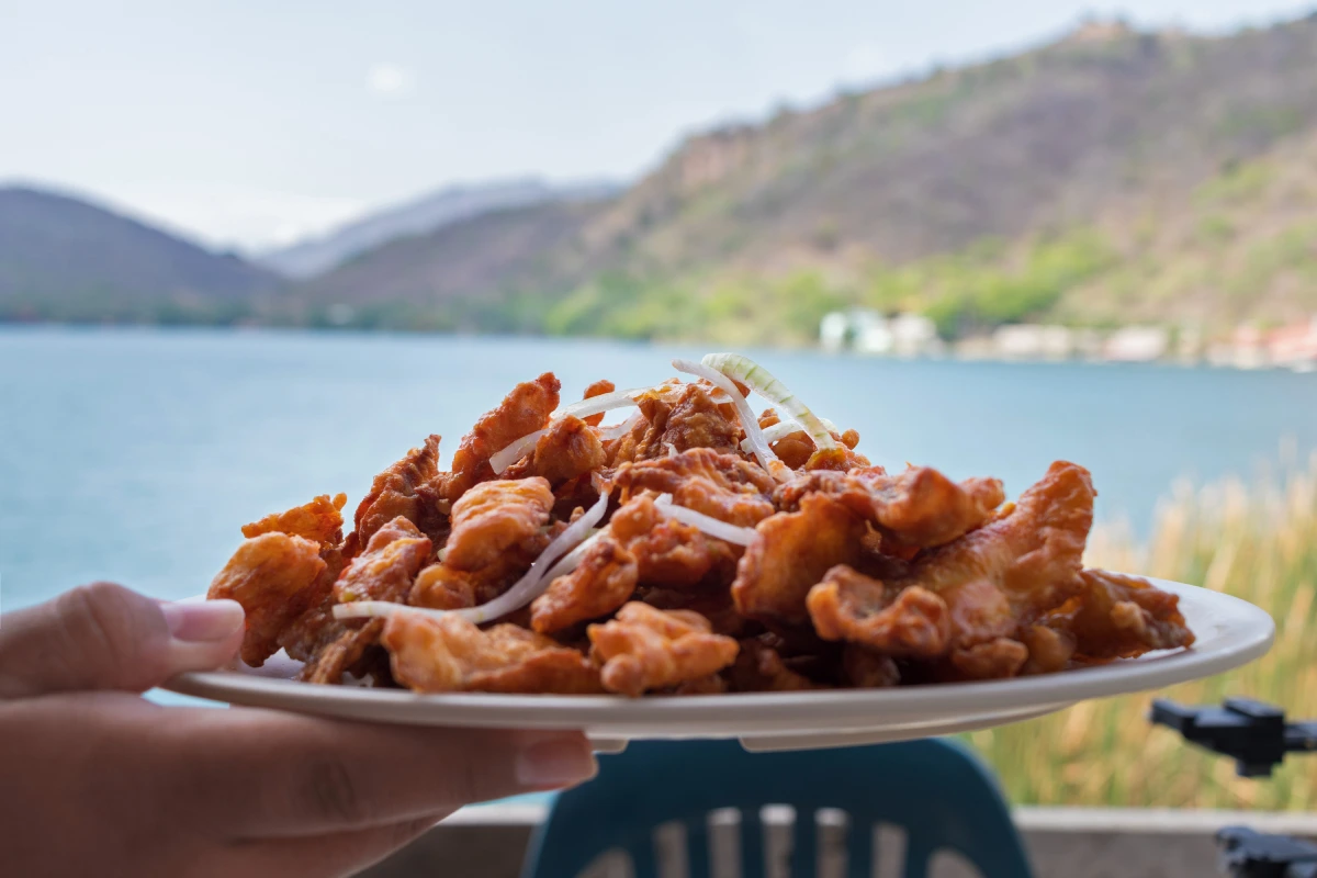 Chicharrón de pescado