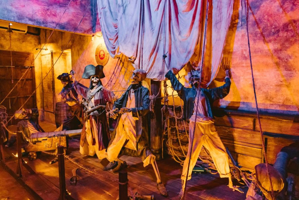 Cuadro en la Mansión Pirata de Mazatlán