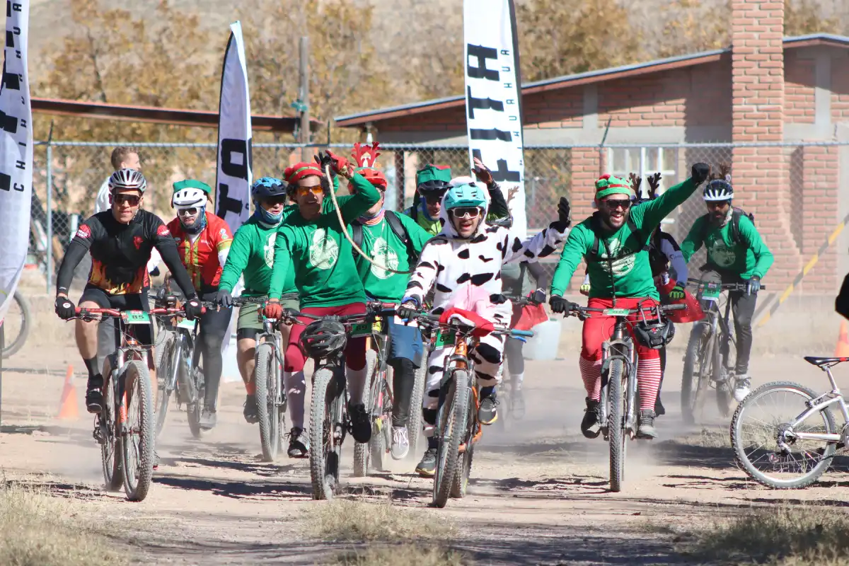 Ciclismo en el Festival Internacional de Turismo de Aventura Chihuahua
