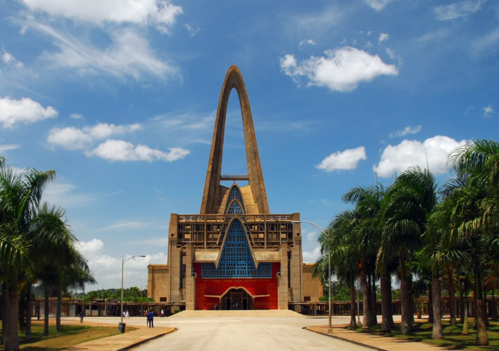 Basílica Nuestra Señora de la Altagracia en Higüey