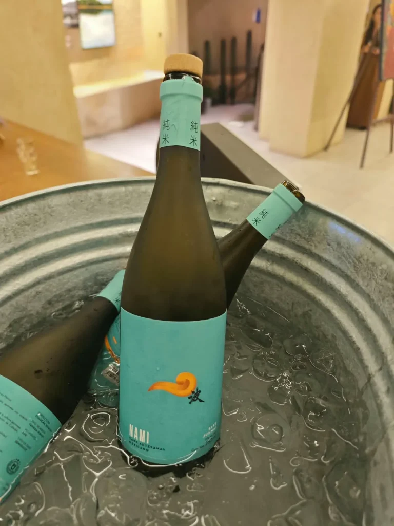 Sake artesanal Nami