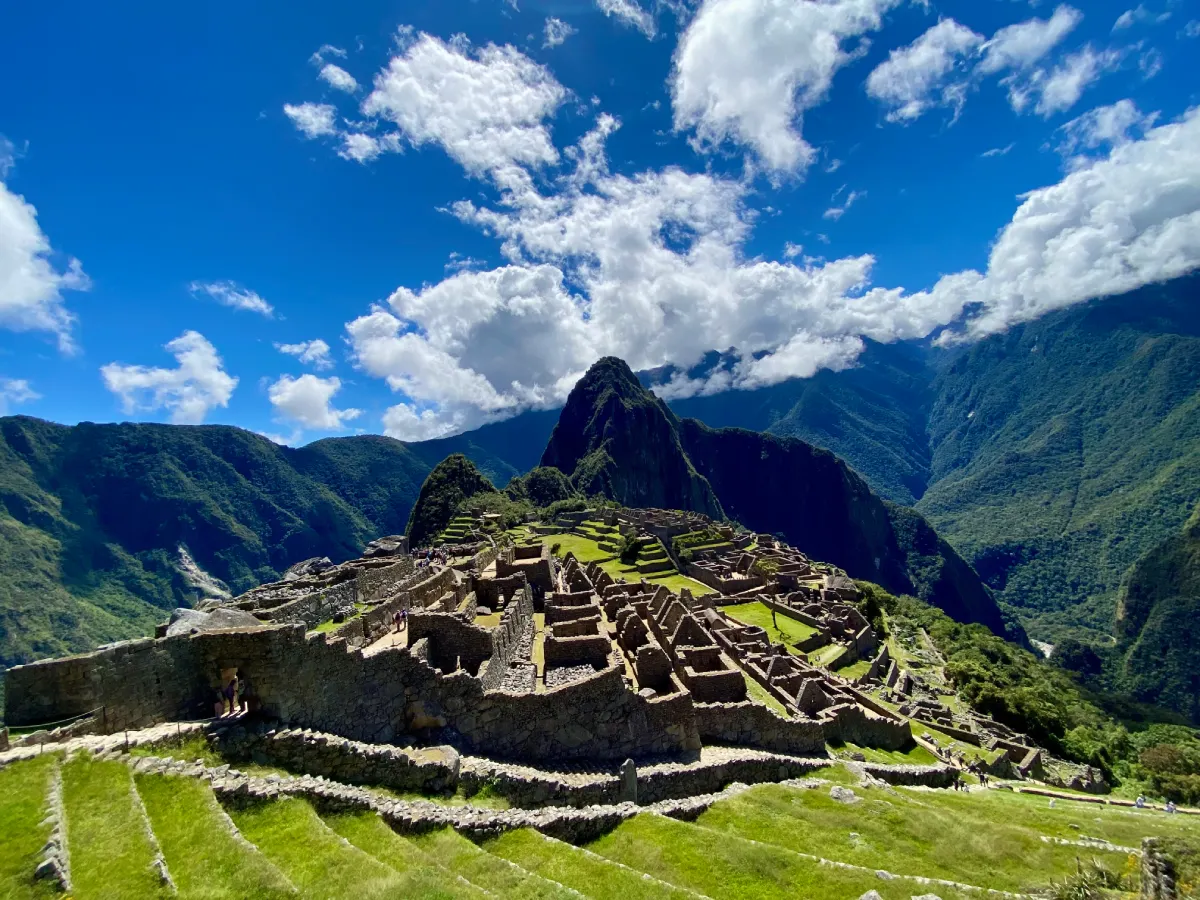 Vista panorámica de Machu Picchu (1)